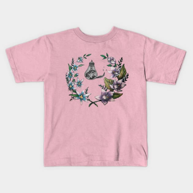 Beautiful roses Kids T-Shirt by Mosul_City_Shop